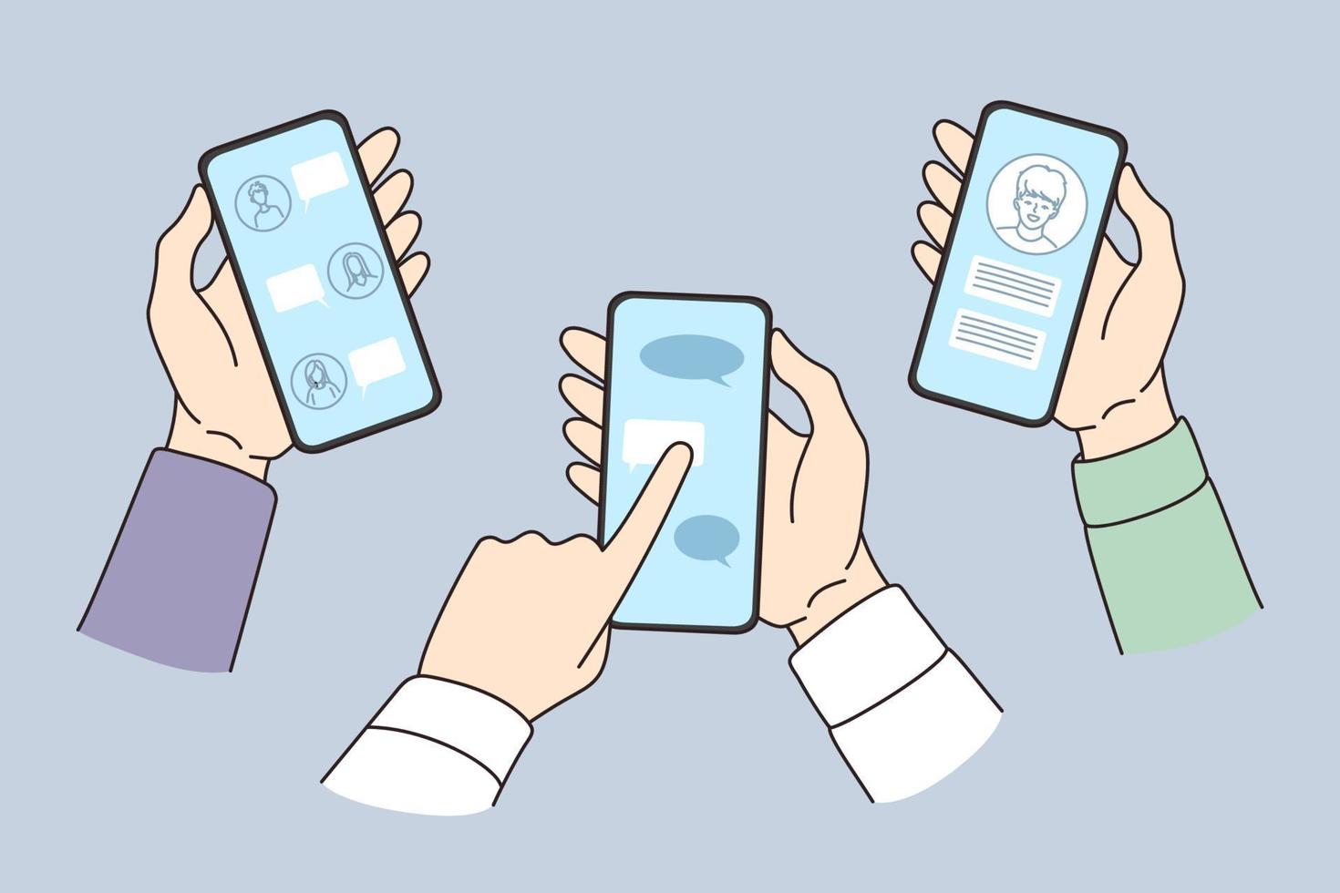 Hände von vielfältig Menschen halt modern Smartphones Plaudern sich unterhalten im Bote online. freunde kommunizieren auf Internet auf Handy, verwenden Sozial Medien auf Gerät. Kommunikation. Vektor Illustration.