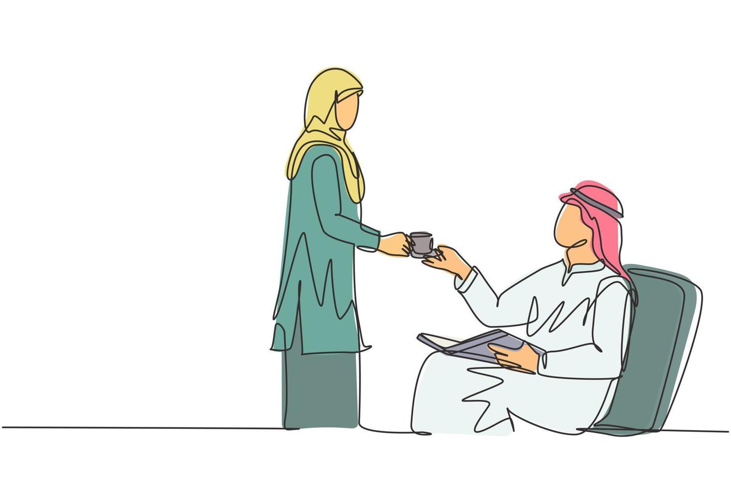 einzelne durchgehende strichzeichnung der jungen frau muslimah, die ihrem muslimischen mann eine tasse kaffee gibt. romantisches saudi-arabisches islamisches paar mit kandora, schleier, hijab. eine linie zeichnen design illustration vektor