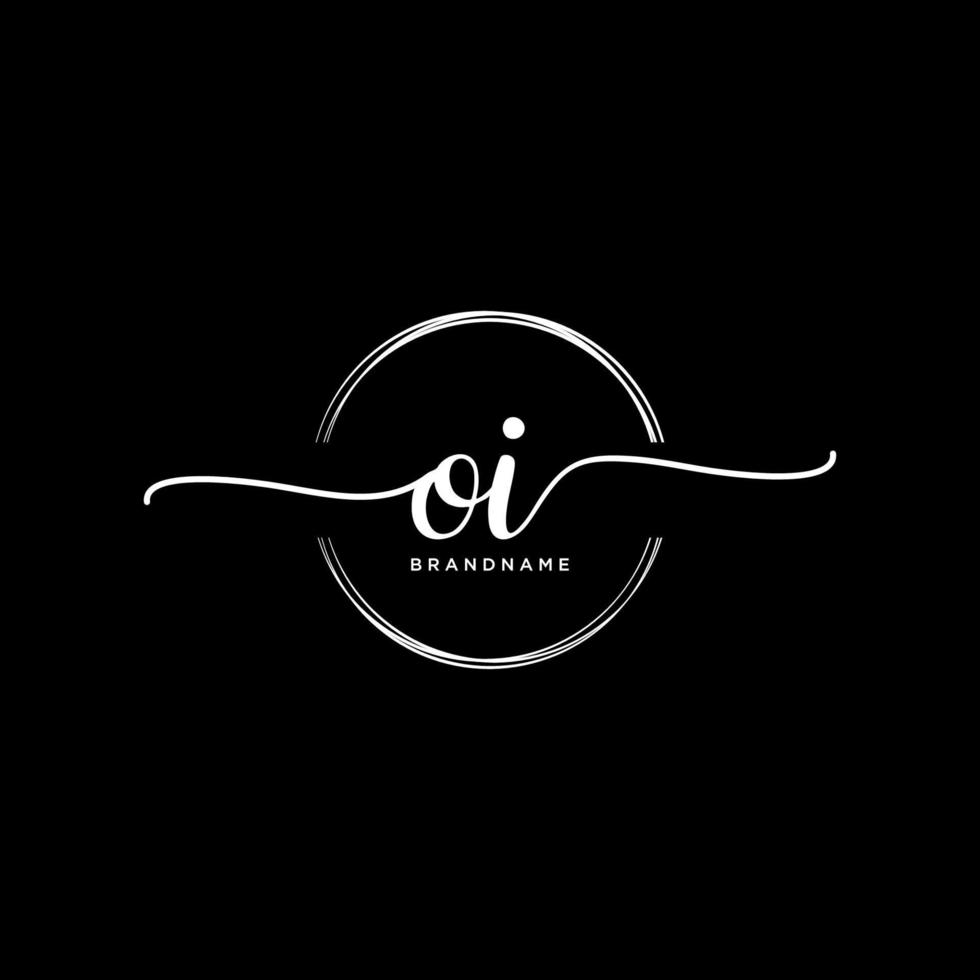 första oi feminin logotyp samlingar mall. handstil logotyp av första signatur, bröllop, mode, smycken, boutique, blommig och botanisk med kreativ mall för några företag eller företag. vektor