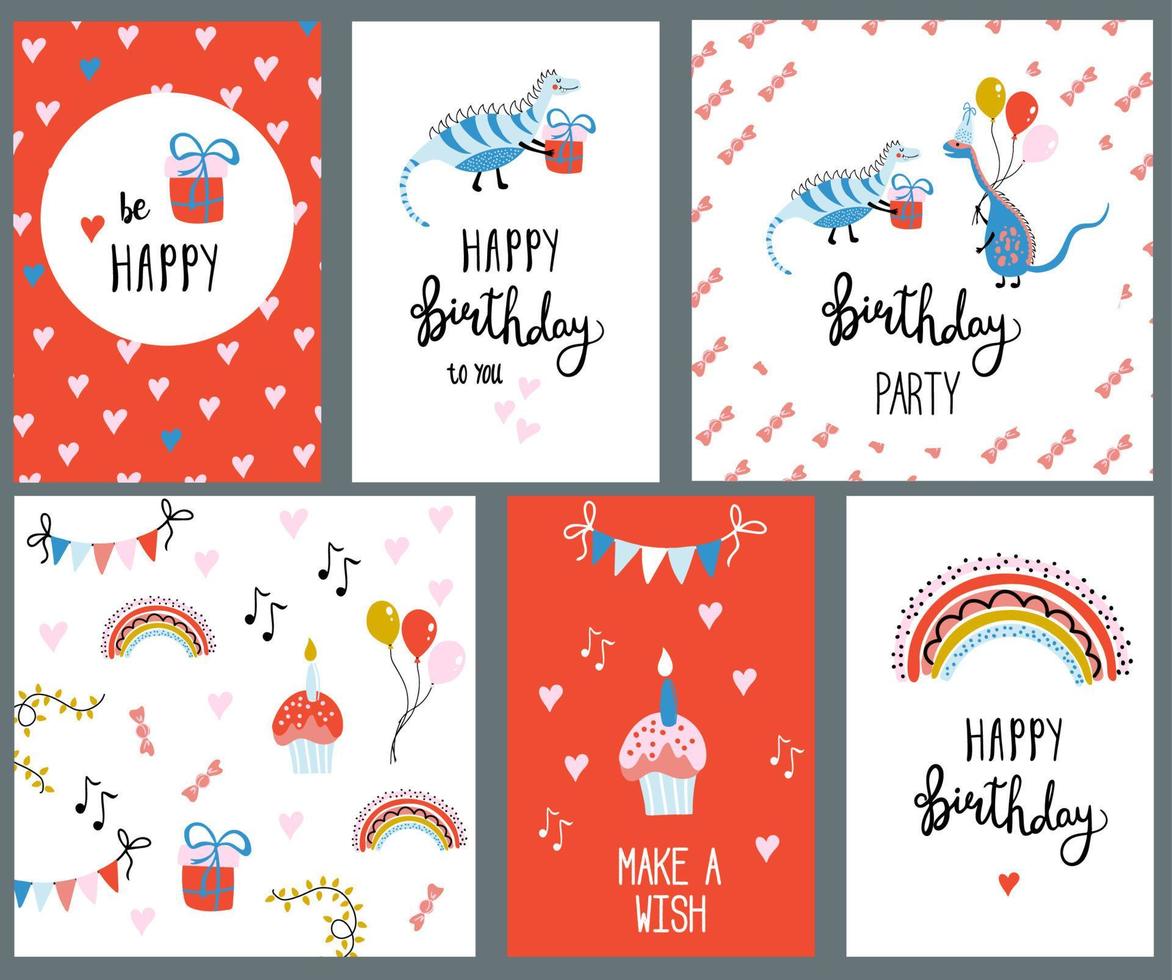 uppsättning av födelsedag kort, vykort eller fest inbjudningar dekorerad med handskriven lyckönskningar och festlig element - rolig tecken, gåva, ballonger, regnbåge, kaka. hand dragen vektor illustrationer.