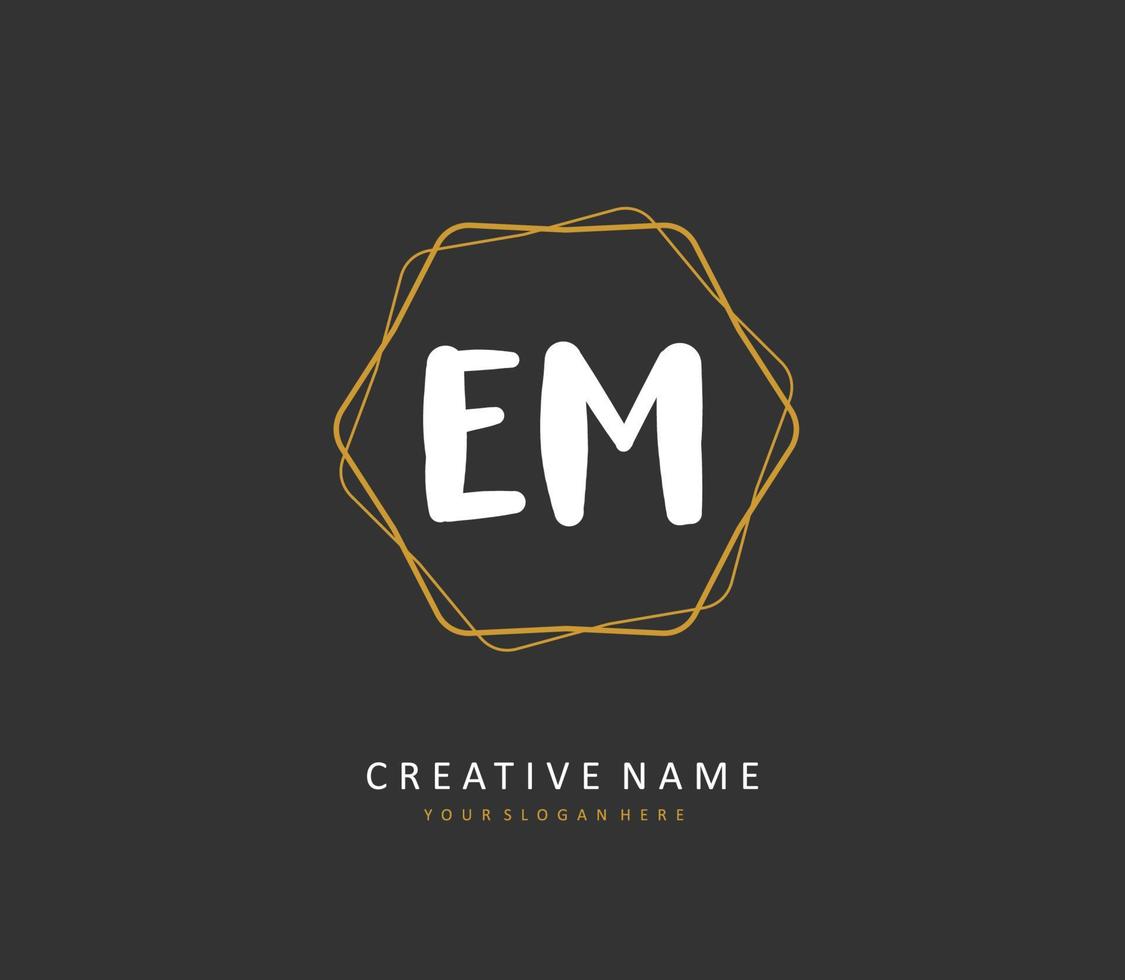 e m em första brev handstil och signatur logotyp. en begrepp handstil första logotyp med mall element. vektor