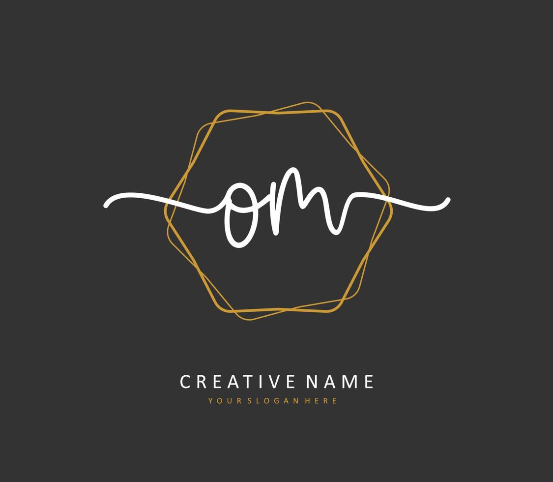 o m about första brev handstil och signatur logotyp. en begrepp handstil första logotyp med mall element. vektor