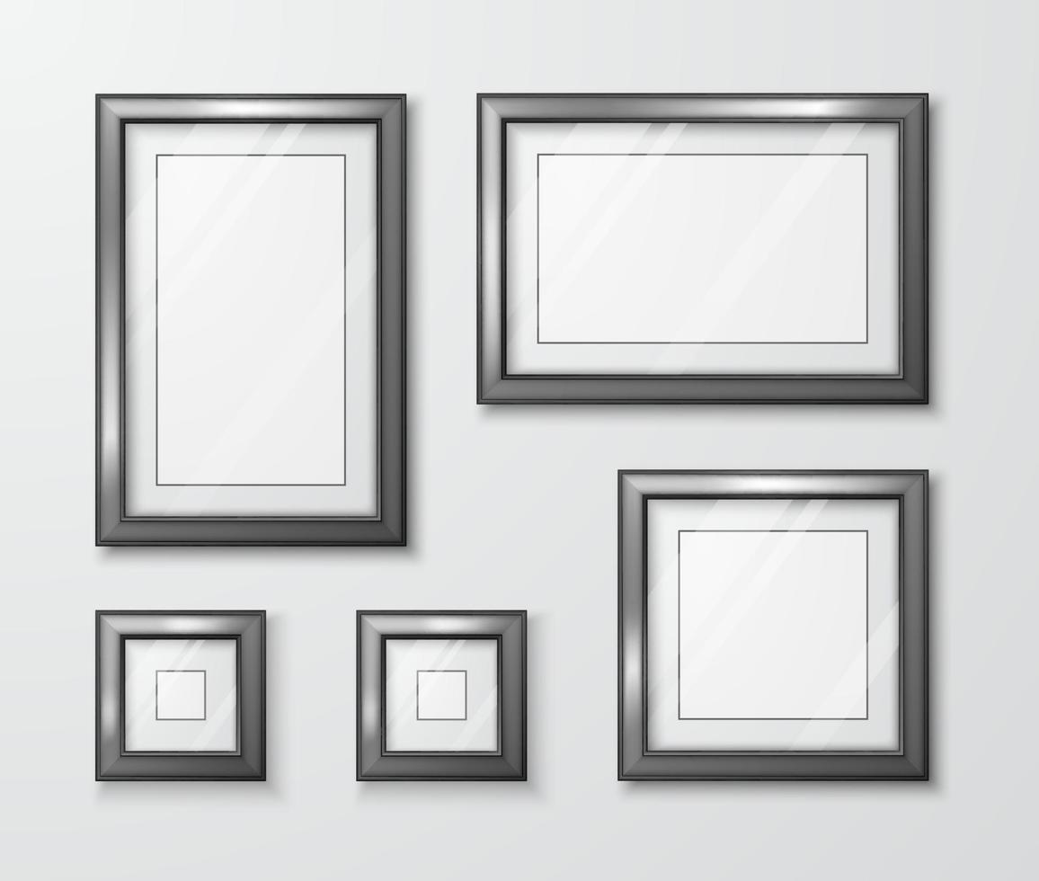 Sammlung von Foto Frames auf das grau Mauer. modern leeren Rahmen Vorlage mit transparent Glas und Schatten. Vektor Illustration