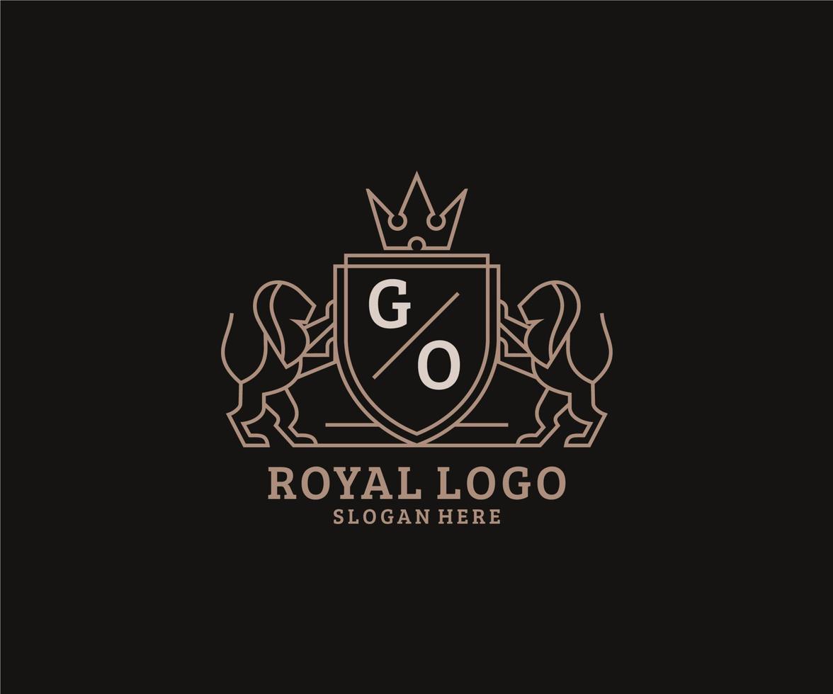 första gå brev lejon kunglig lyx logotyp mall i vektor konst för restaurang, kungligheter, boutique, Kafé, hotell, heraldisk, Smycken, mode och Övrig vektor illustration.
