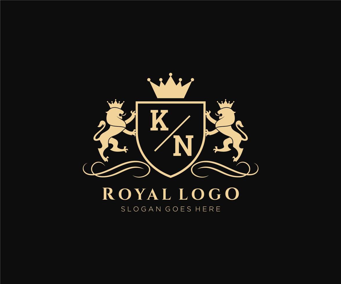 första kn brev lejon kunglig lyx heraldisk, vapen logotyp mall i vektor konst för restaurang, kungligheter, boutique, Kafé, hotell, heraldisk, Smycken, mode och Övrig vektor illustration.