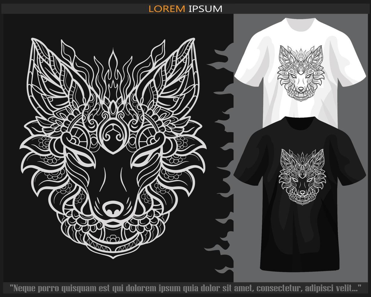 Kitsune Kopf Mandala Kunst isoliert auf schwarz und Weiß t Shirt. vektor