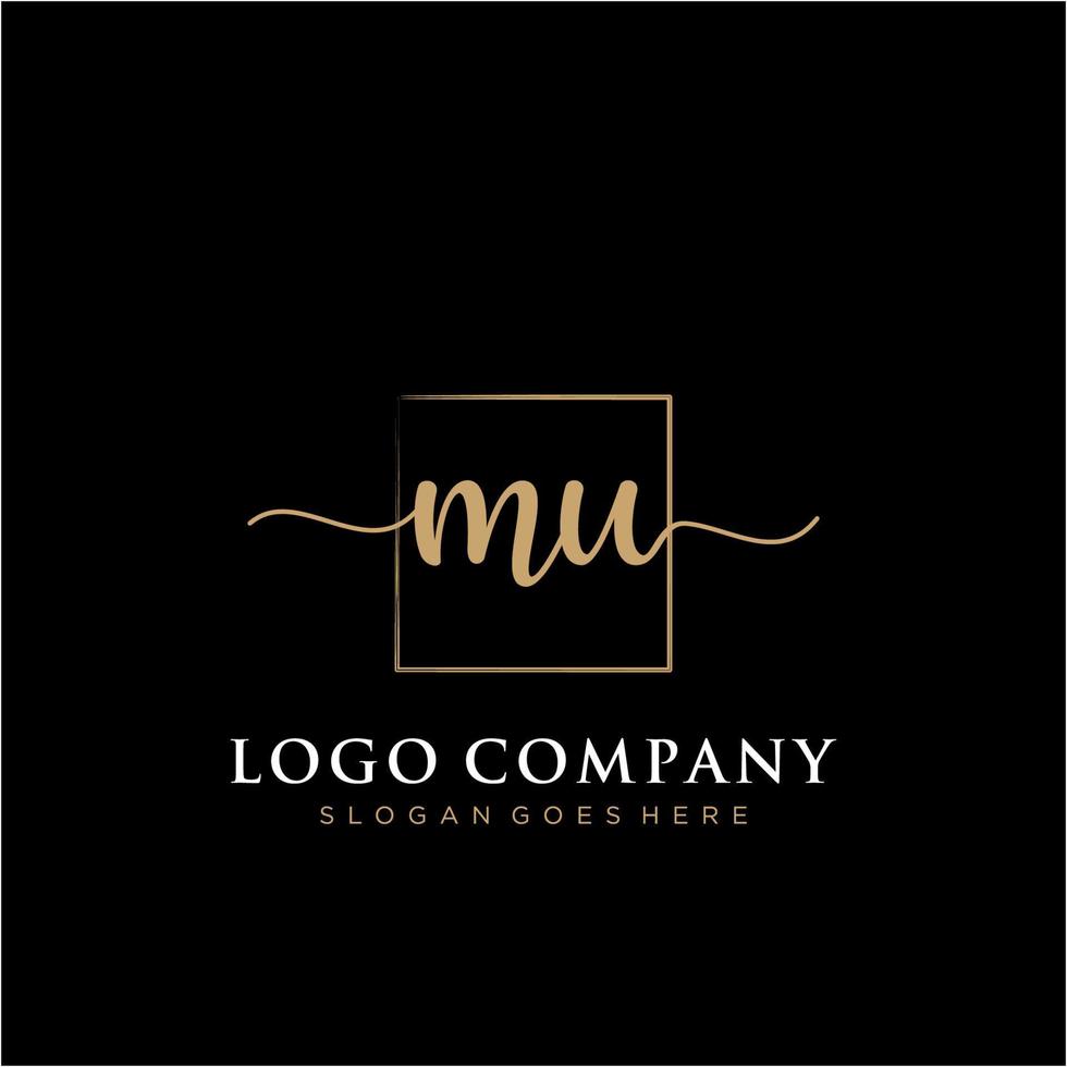 första mu feminin logotyp samlingar mall. handstil logotyp av första signatur, bröllop, mode, smycken, boutique, blommig och botanisk med kreativ mall för några företag eller företag. vektor