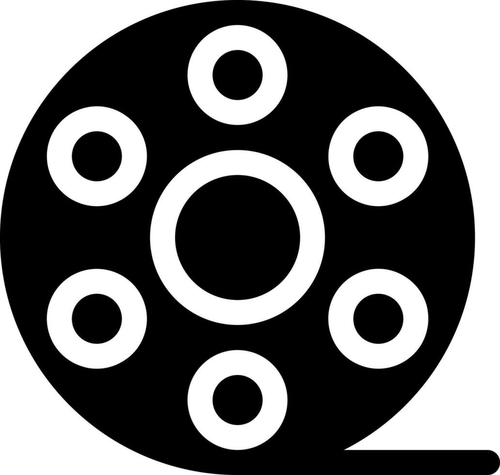 Film Spule schwarz Glyphe ui Symbol. Bewegung Bilder. verzeichnet Streifen. e Handel. Benutzer Schnittstelle Design. Silhouette Symbol auf Weiß Raum. solide Piktogramm zum Netz, Handy, Mobiltelefon. isoliert Vektor Illustration