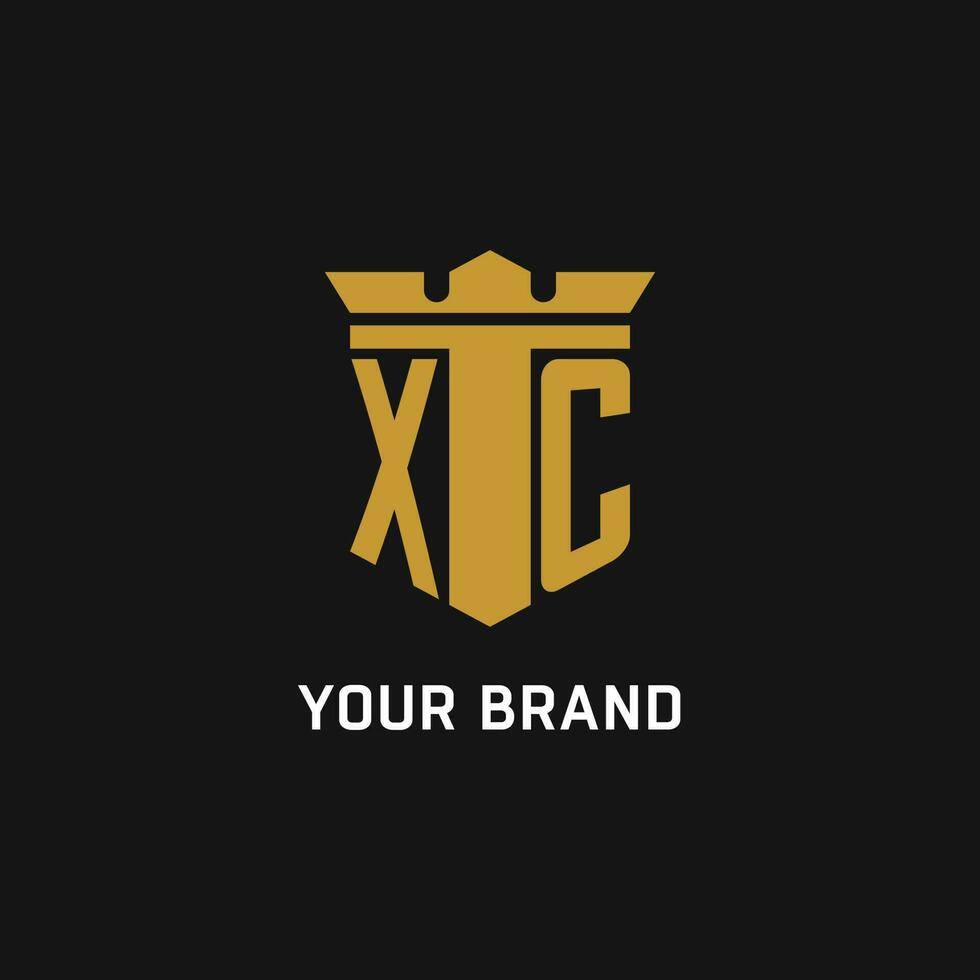 xc första logotyp med skydda och krona stil vektor