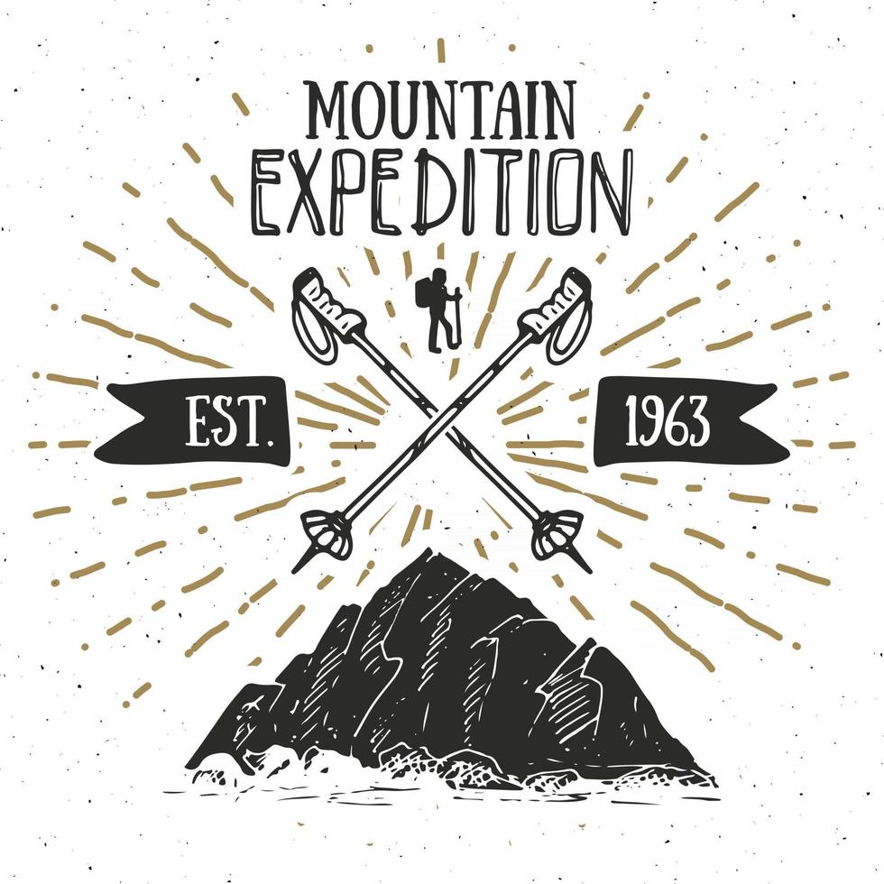 mountain expedition vintage etikett retro badge. handritad texturerat emblem utomhus vandringsäventyr och bergsutforskning, extrem sporter, grunge hipster design, typografi tryck vektorillustration vektor