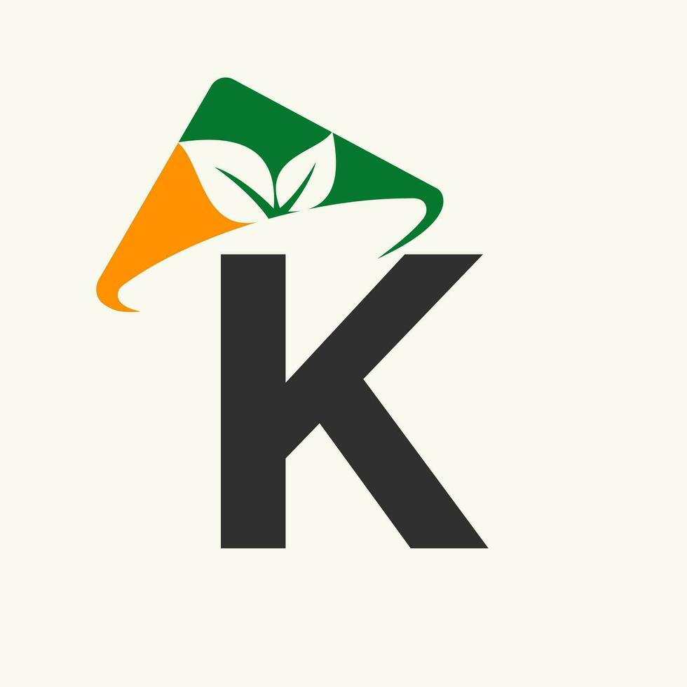 Landwirtschaft Logo auf Brief k Konzept mit Farmer Hut Symbol. Landwirtschaft Logo Vorlage vektor