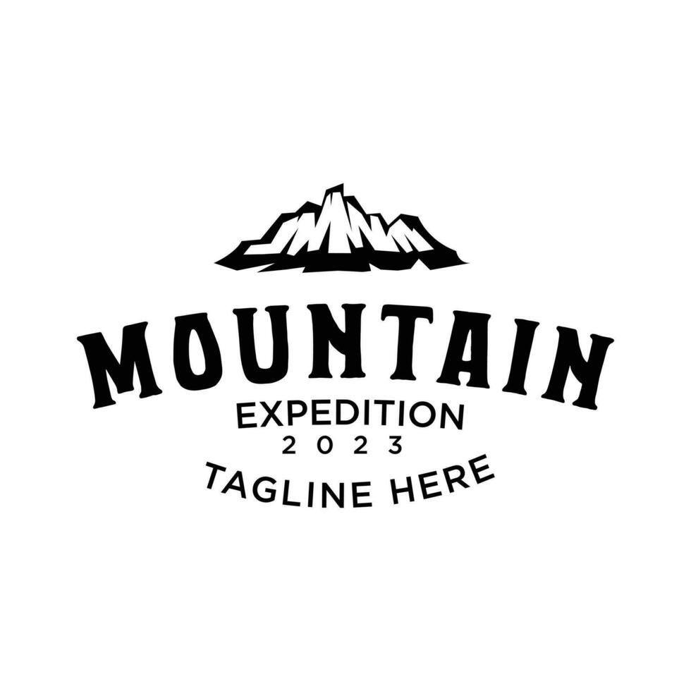 Berg und draussen Abenteuer Logo mit Silhouette gestalten vektor