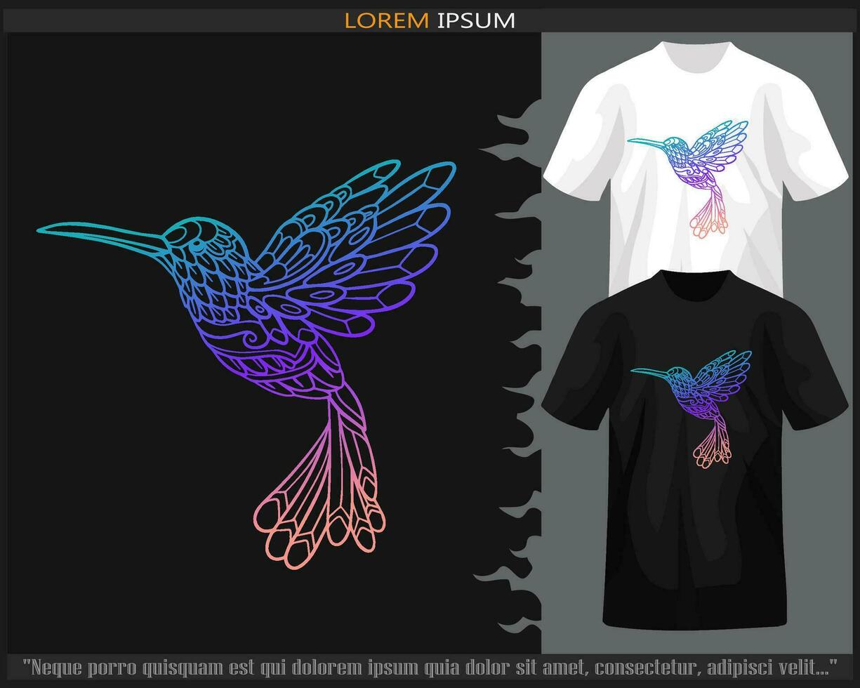 Gradient bunt summend Vogel Mandala Kunst isoliert auf schwarz und Weiß t Shirt. vektor