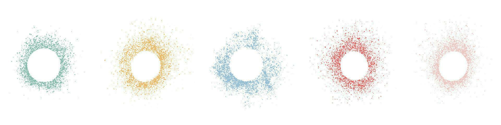 sprühen Schablone, Rahmen einstellen im Kreis Form. Farbe Tinte Spritzer. schmutzig Grenze, Farbe Bürste Textur. leer runden beflecken Sammlung. abstrakt Design Element. isoliert Vektor Illustration.