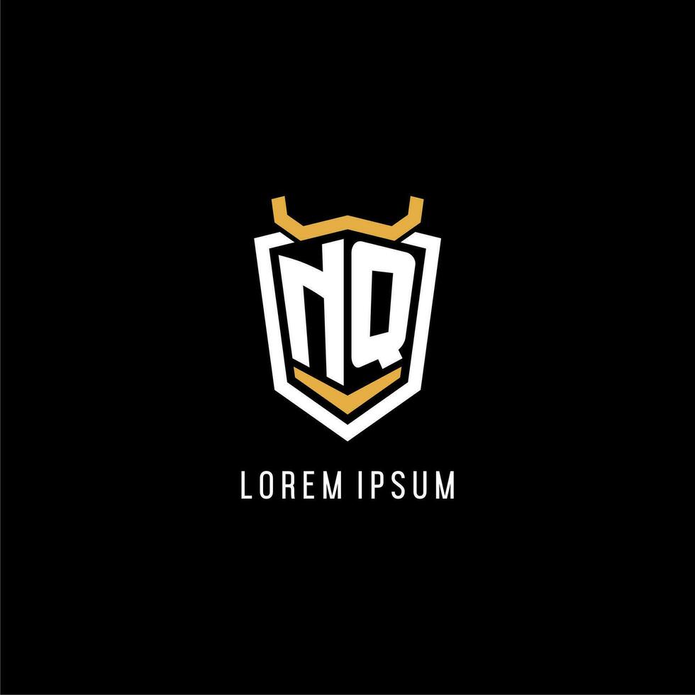 första nq geometrisk skydda esport logotyp monogram design stil vektor