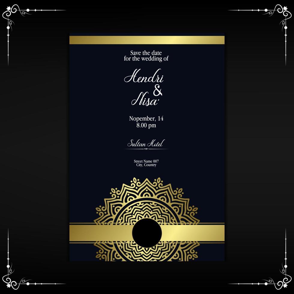 lyxig guld mandala utsmyckad bakgrund för bröllopsinbjudan, bokomslag med mandala element stil fri vektor fri vektor