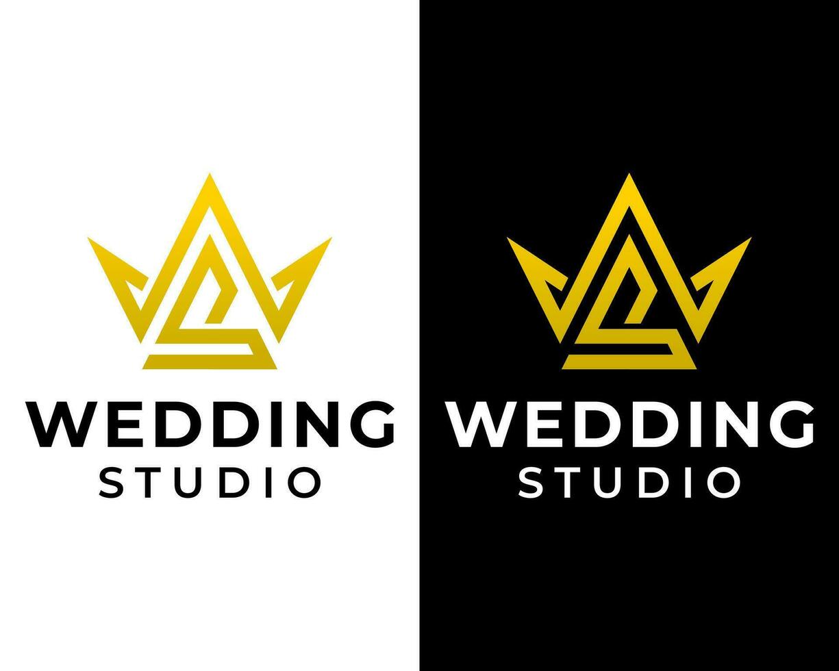 ws brev monogram krona bröllop logotyp design. vektor