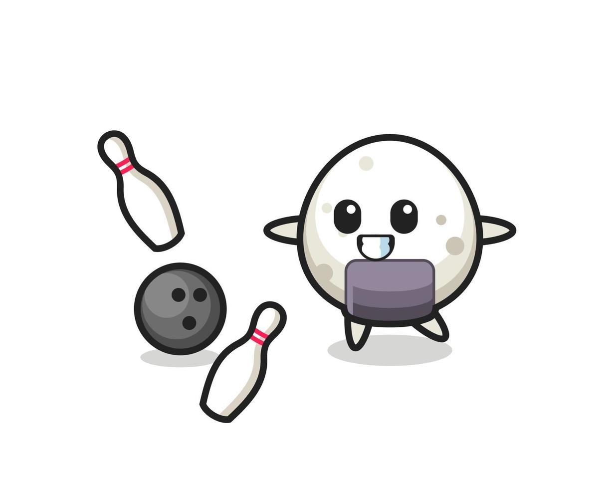 Charakterkarikatur von Onigiri spielt Bowling vektor