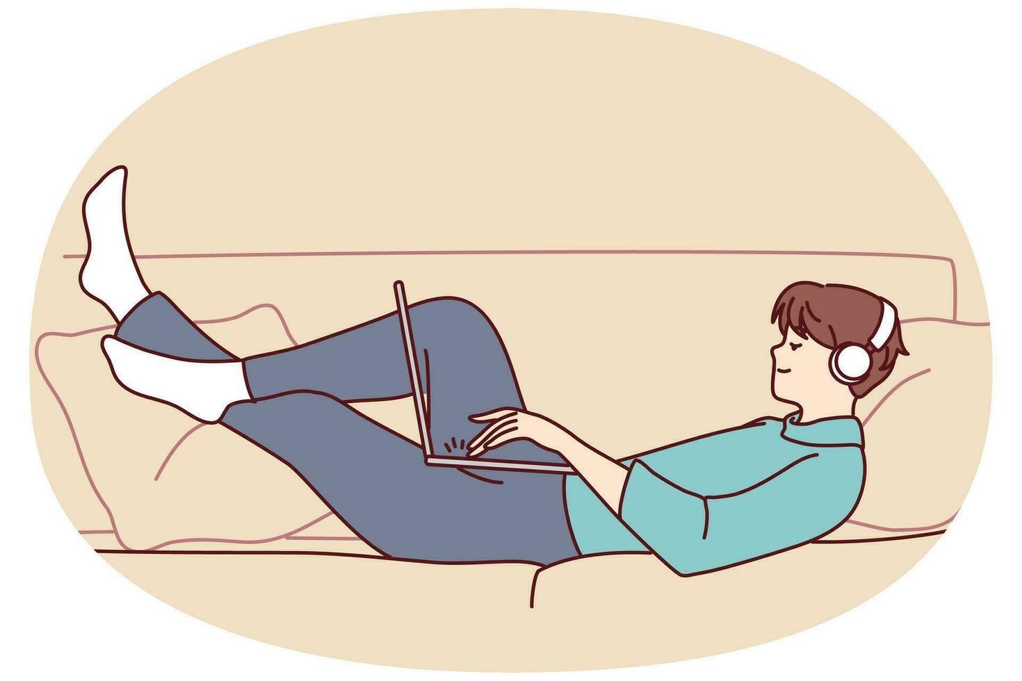 glücklich Mann Lügen auf Couch tragen Kopfhörer Arbeit auf Laptop. lächelnd Kerl entspannen auf Sofa beim Zuhause Hör mal zu zu Musik- im Kopfhörer mit Computer. Vektor Illustration.