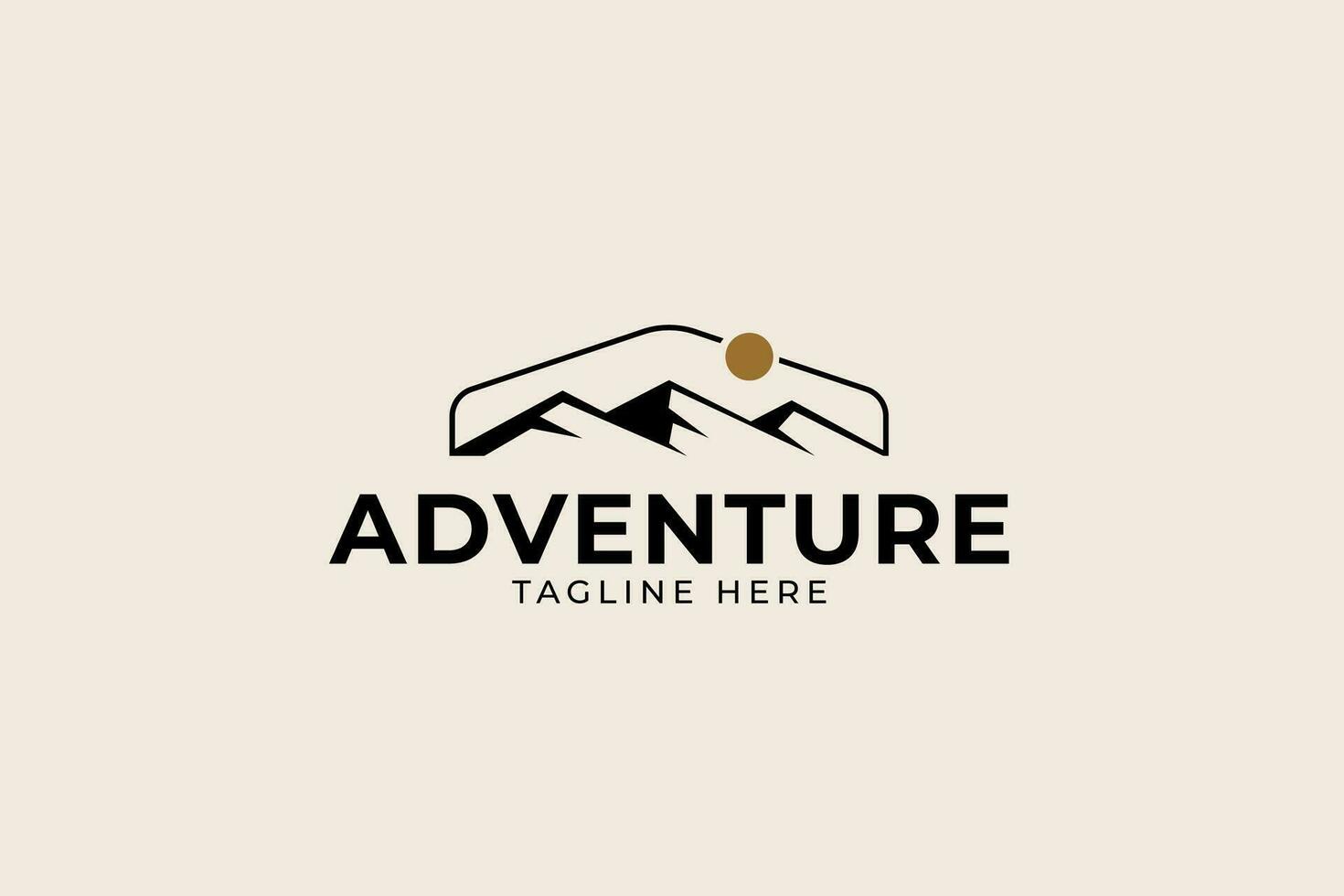 Berg Abenteuer Abzeichen Logo Design zum draussen und Sport vektor
