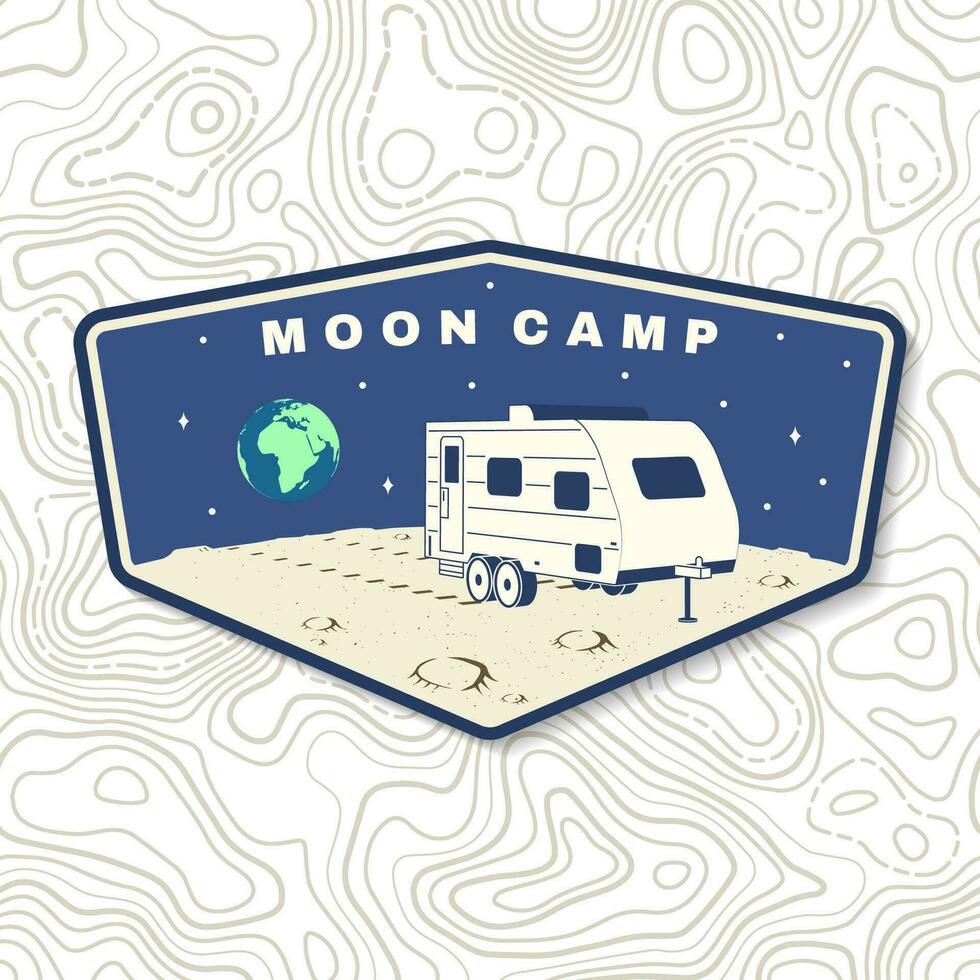 Mond Lager Logo, Abzeichen, Patch. Vektor. Konzept zum Shirt, drucken, Briefmarke, Overlay oder Vorlage. Jahrgang Typografie Design mit Wohnmobil van auf das Mond und Erde Silhouette. vektor