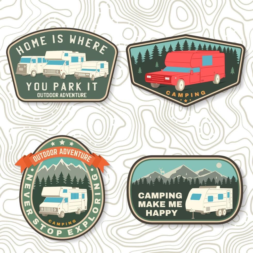 einstellen von rv Camping Abzeichen, Flecken. Vektor. Konzept zum Hemd oder Logo, drucken, Briefmarke oder Tee. Jahrgang Typografie Design mit rv Wohnmobil, Camping Anhänger und Offroad Auto Silhouette. vektor