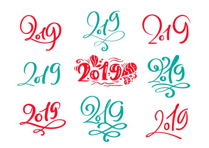 Set med vektor skandinavisk kalligrafisk bokstäver jultext 2019 designmall. Kreativ typografi för Holiday Greeting Gift Poster. Calligraphy Font Style Banner