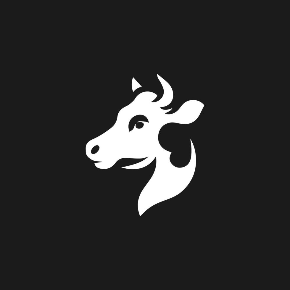 abstrakt ko eller tjur logotyp design. kreativ biff, kött eller mjölk ikon symbol. vektor