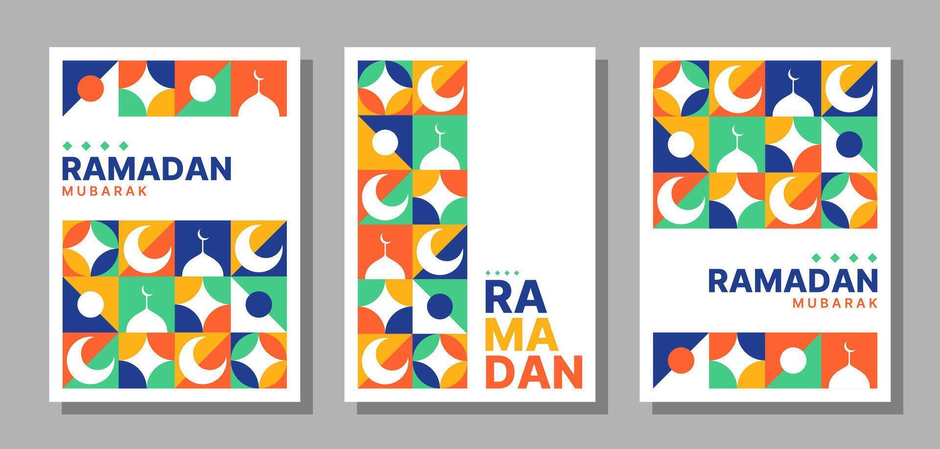 einstellen von Vektor a4 Größe Ramadan Mubarak Vorlagen zum Poster, Karten, Abdeckungen, und Andere. schön Designs mit abstrakt geometrisch Muster.