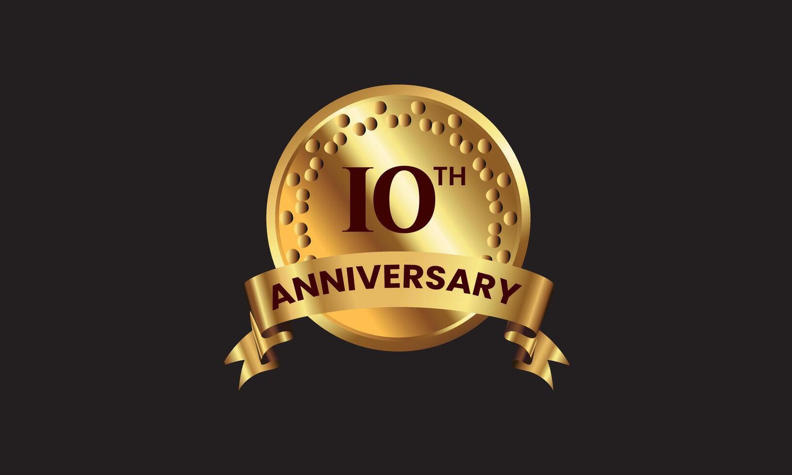 kreativ 10 årsdag gyllene bricka emblem logotyp firande ikon fri vektor
