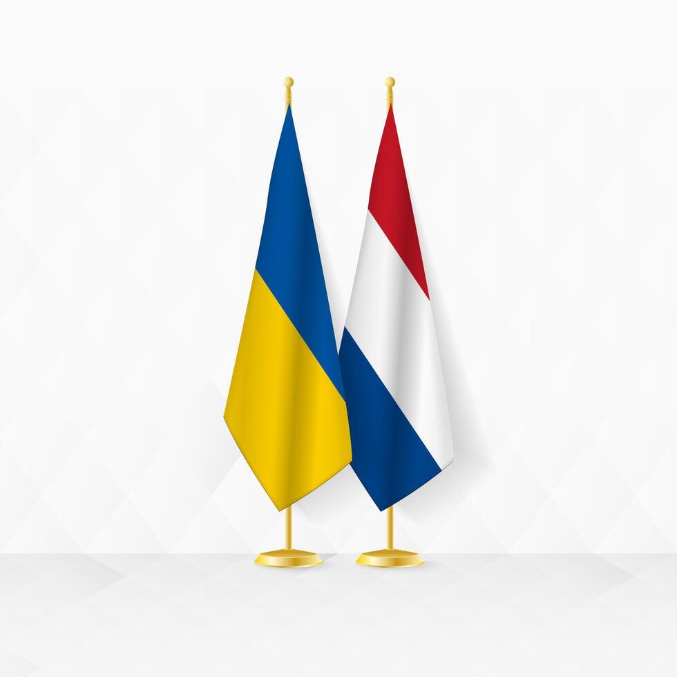 Ukraine und Niederlande Flaggen auf Flagge Stand, Illustration zum Diplomatie und andere Treffen zwischen Ukraine und Niederlande. vektor