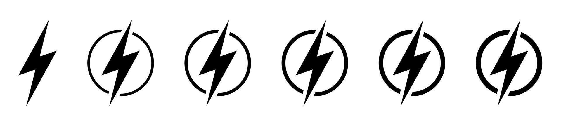 Blitz, elektrisch Leistung Symbol. Energie und Donner Elektrizität Symbol. Blitz Bolzen Zeichen im das Kreis. vektor