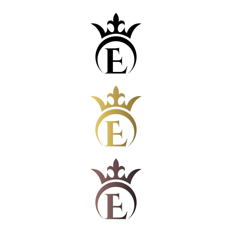 Luxus-Logo-Buchstabe-Marke e mit Krone und königlichem Symbol kostenloser Vektor