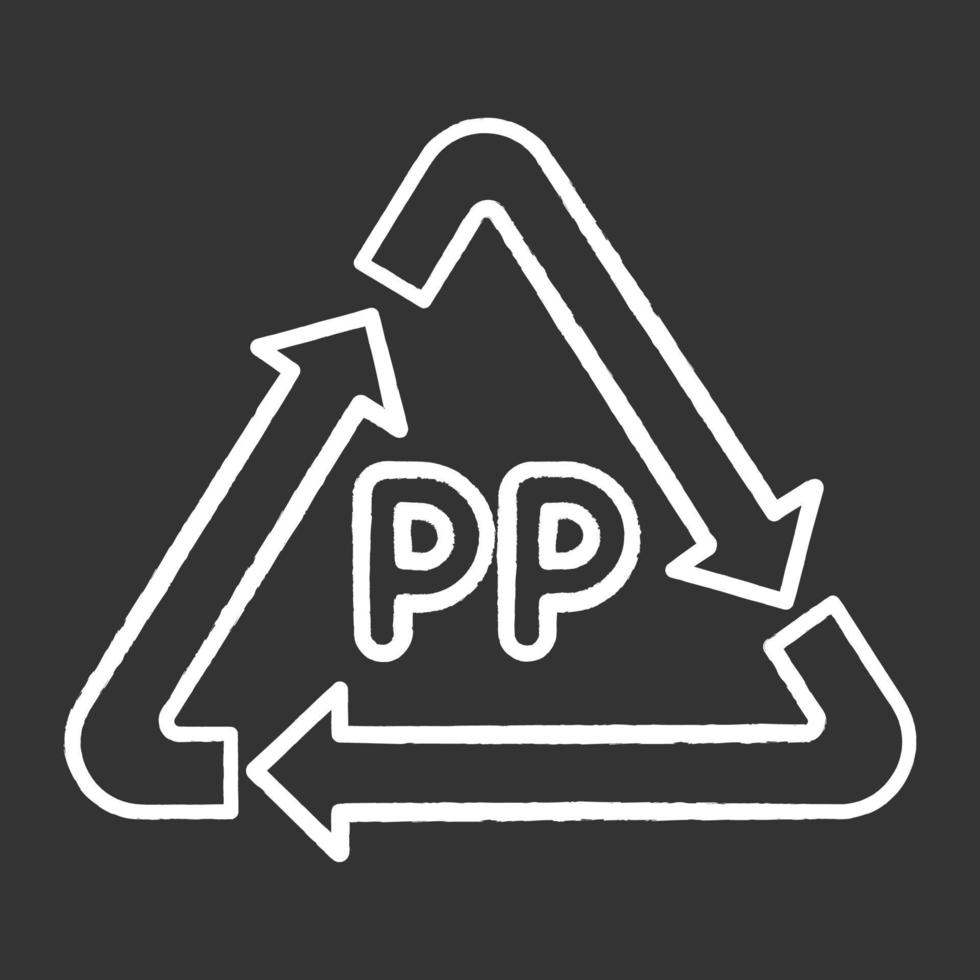 pp symbol krita ikon. termoplastisk polymer märkning. hartsidentifikationskod. återvinning av plast. organisk kemi. miljöskydd. isolerade svarta tavlan vektorillustration vektor