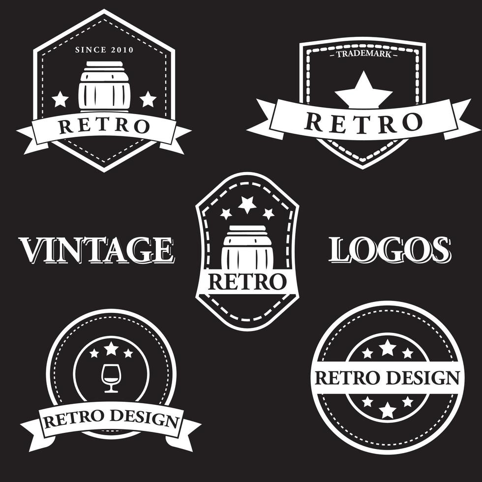 retro vintage insignier eller logotyper set. vektor designelement, affärsskyltar, logotyper, identitet, etiketter, märken och föremål.