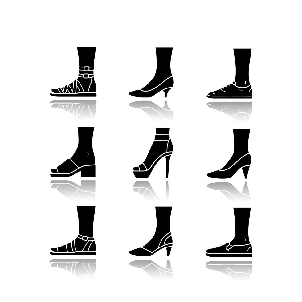 kvinnor och män skor skugga svart glyf ikoner set. kvinnliga sommar och höst eleganta skor. sandaler, pumps och träningsskor. fashionabla höga klackar. isolerade vektorillustrationer vektor