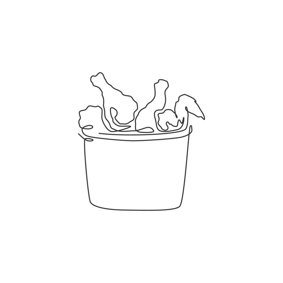 en kontinuerlig linjeritning varma läckra amerikanska friterade kycklingar på korg restaurang logotyp emblem. snabbmatsbutik logotyp mall koncept. moderna en rad rita design vektorgrafisk illustration vektor