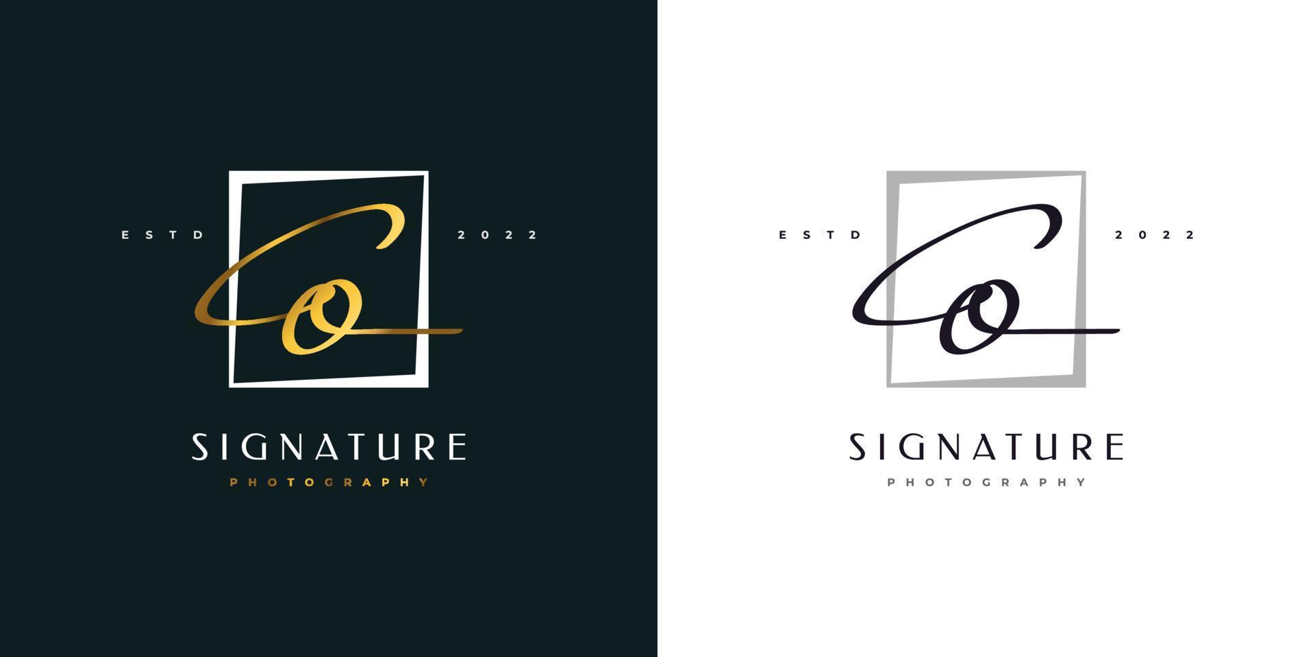 co initial logotypdesign med handstil i guldgradient. co signaturlogotyp eller symbol för bröllop, mode, smycken, boutique, botanisk, blommig och affärsidentitet. feminin logotyp vektor