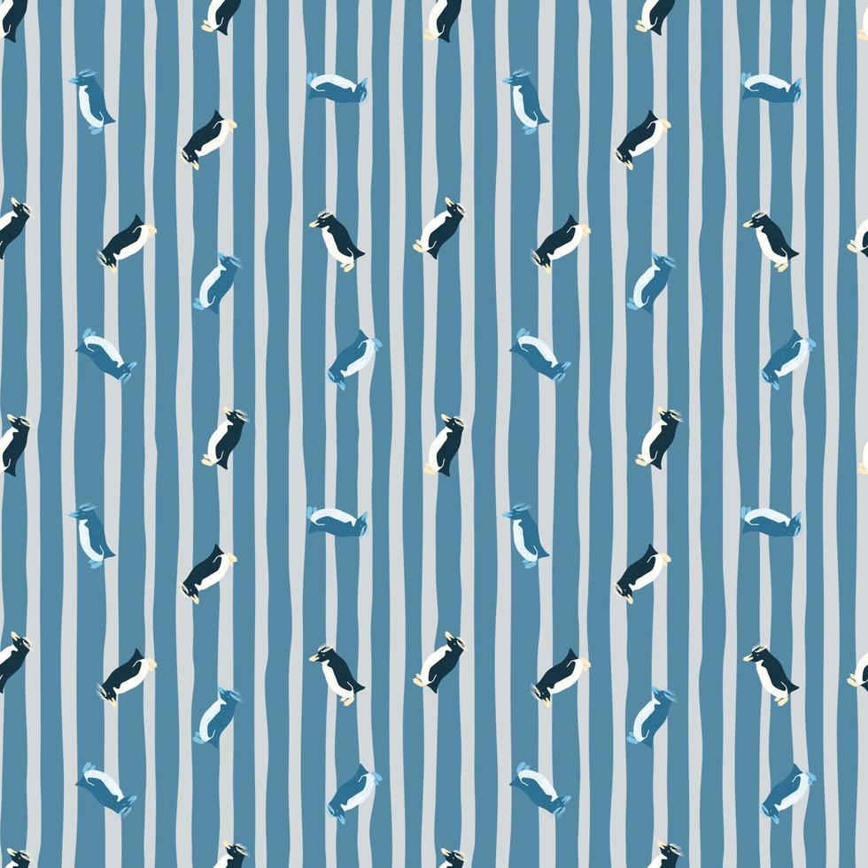 antarktisk fauna seamless mönster med små crested pingviner prydnad. blå randig bakgrund. vektor