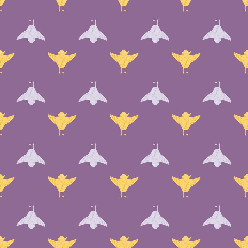 nahtloses muster der karikatur mit gelb und blau gefärbter fliegender vogelverzierung. lila Hintergrund. vektor