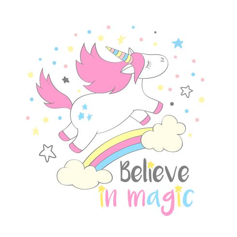 Magisk söt enhörning i tecknadstil med handbokstäver Tro på magi. Doodle unicorn flyger över en regnbåge och moln vektor illustration för kort, affischer, barn t-shirt tryck, textil design.