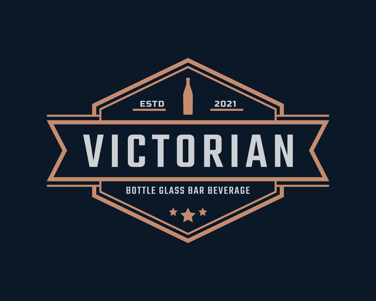 lyx vintage retro etikett märke emblem blommig viktoriansk vinflaska glas bar dryck logotyp design inspiration vektor