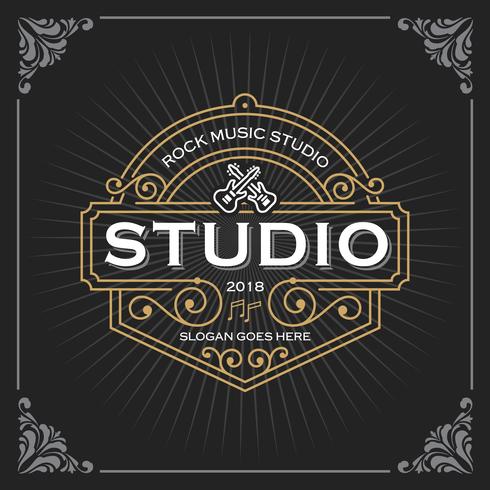 Musikstudio-Logo. Vintage Luxus Banner Template Design für Label, Frame, Produkt-Tags. Retro Emblem Design. Vektor-illustration vektor