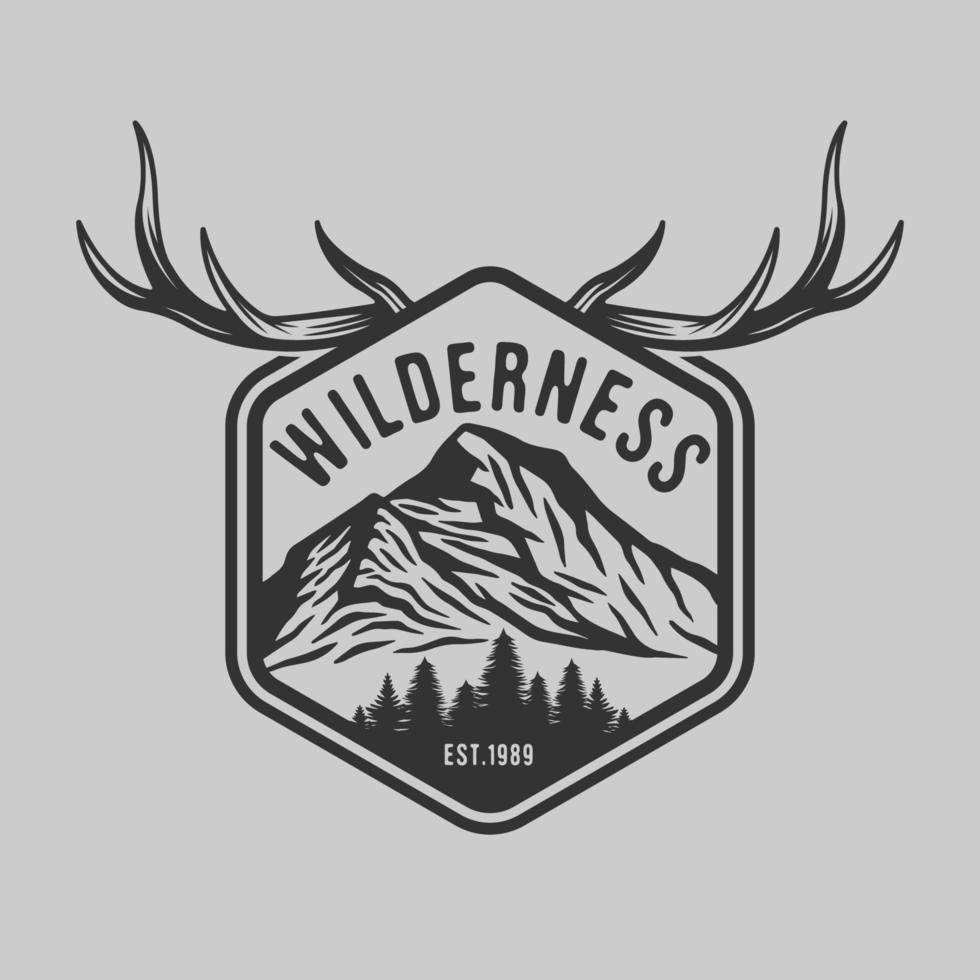 vildmarksäventyr badge logotyp vektor