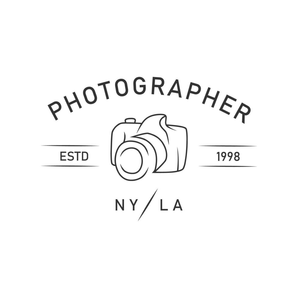 einfacher Kamerafotografie-Logo-Designvektor. Vintage-Stil vektor