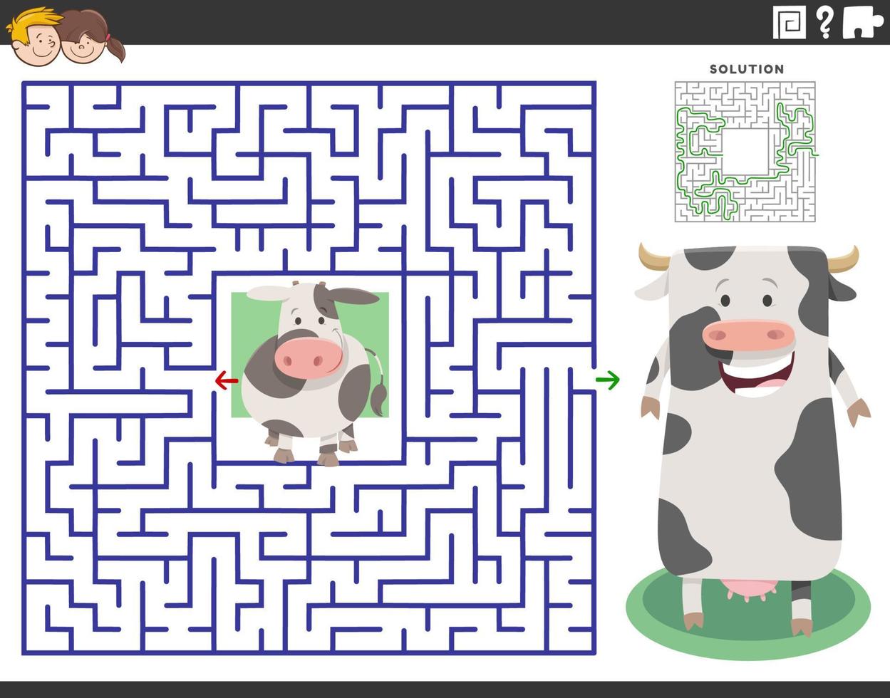 labyrinthspiel mit karikaturmutterkuh und niedlichem kleinem kalb vektor