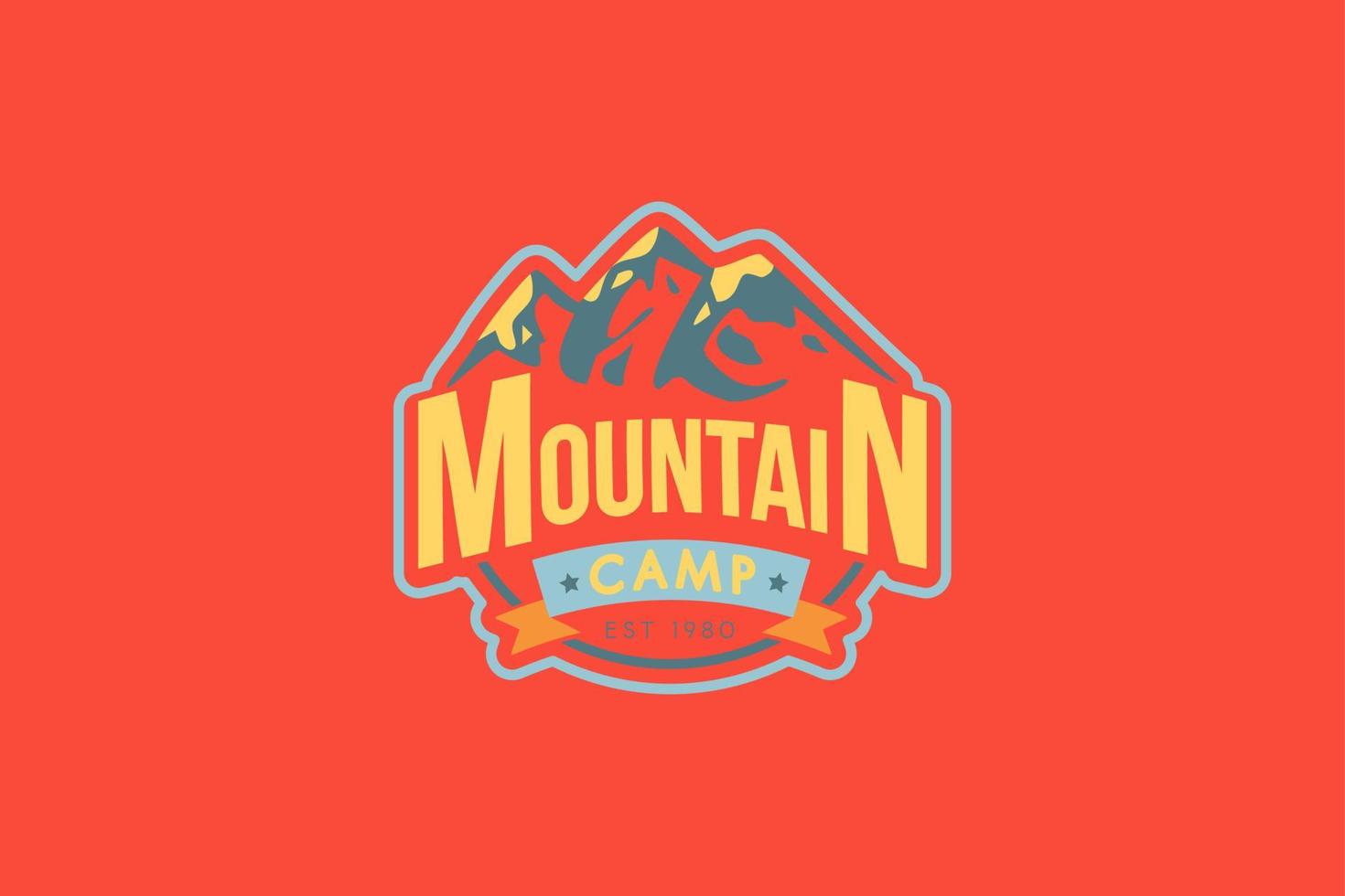 Mountain camp vektor logotyp mall