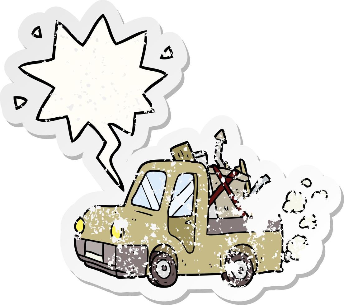 tecknad gammal lastbil full av skräp och nödställd pratbubbla klistermärke vektor