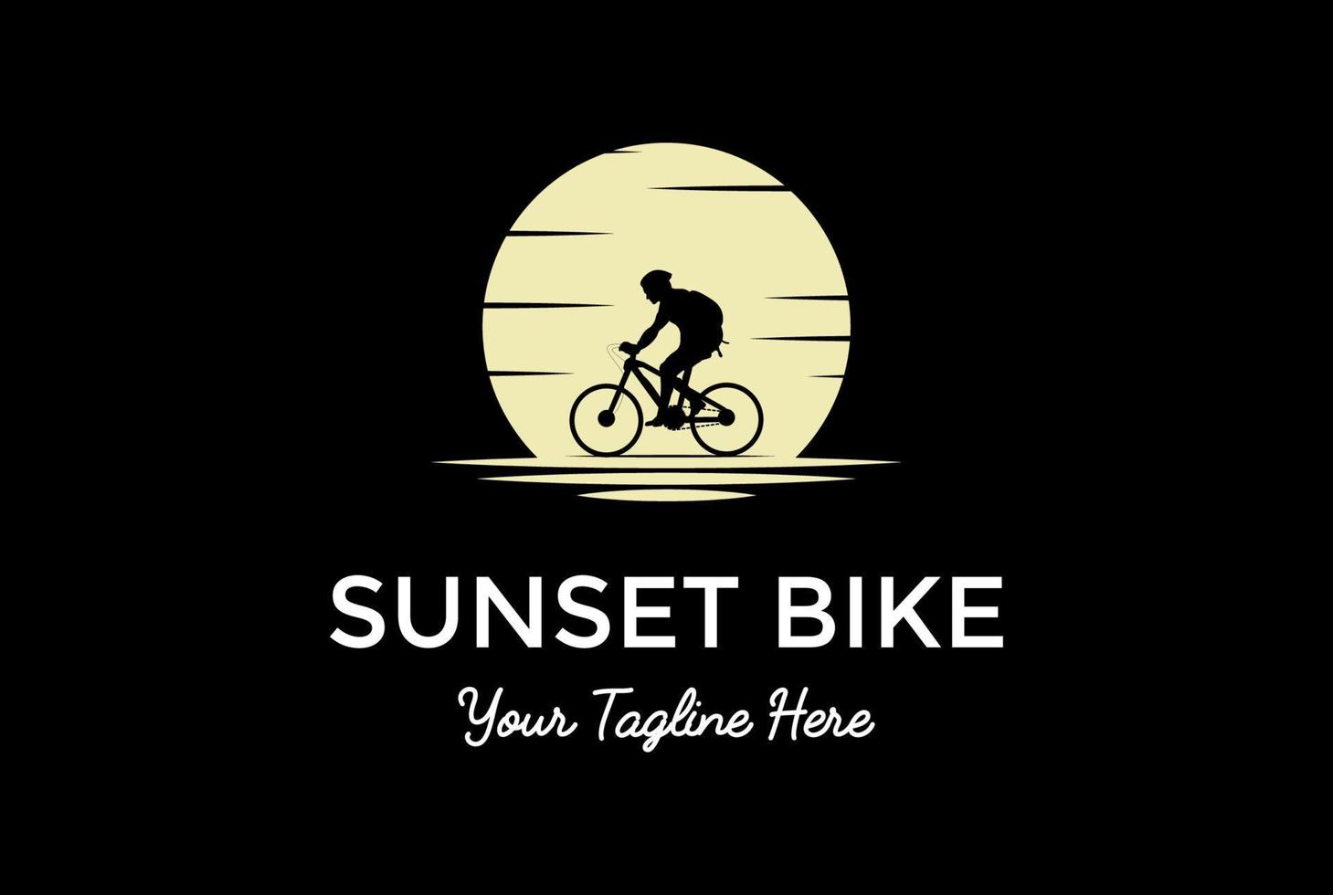 sonnenuntergang sonnenaufgang mann männlich radfahren radfahren silhouette für sportverein logo design vektor