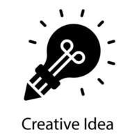 Glyphen-Symbol für kreative Idee isoliert auf weißem Hintergrund vektor
